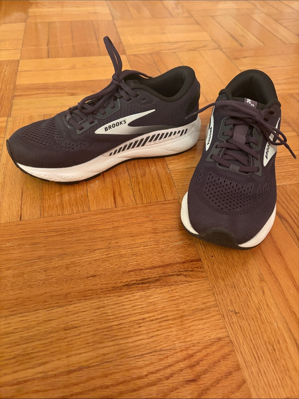 Brooks Men’s Athletic Running Shoes - Black/White